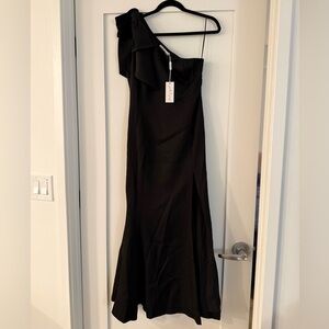 Petal & Pup Charmed Black One Shoulder Midi Dress